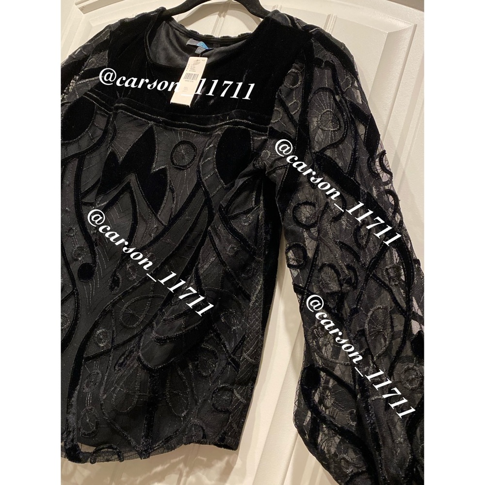 🦄RARE NWT Anthropologie Velvet Patterned Top - Picture 6 of 11